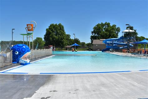 harrisonville outdoor pool It is the purpose of the Harrisonville Parks and Recreation Department to serve the public’s well-being by providing quality leisure opportunities through the establishment, implementation, and maintenance of a comprehensive parks and recreation program